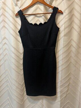 Emerald Sundae Dress Small Black Scalloped Neck Mini Cocktail Party Summer Zip